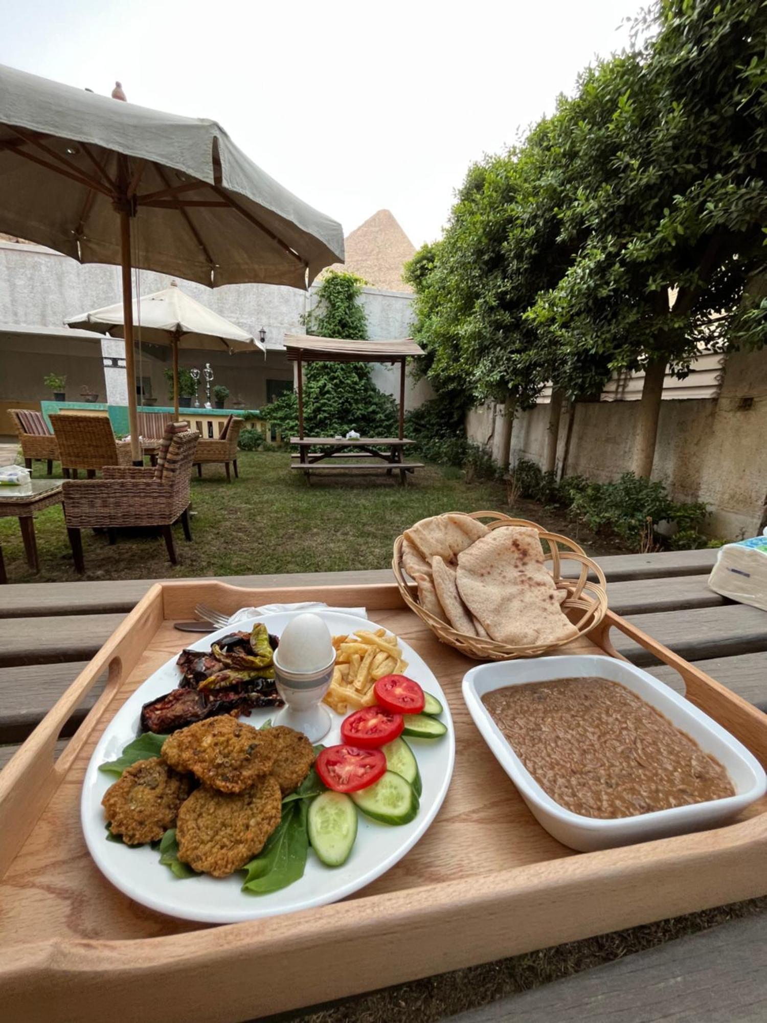 The Grand Pyramids View Hotel Kafret el-Gabal 외부 사진