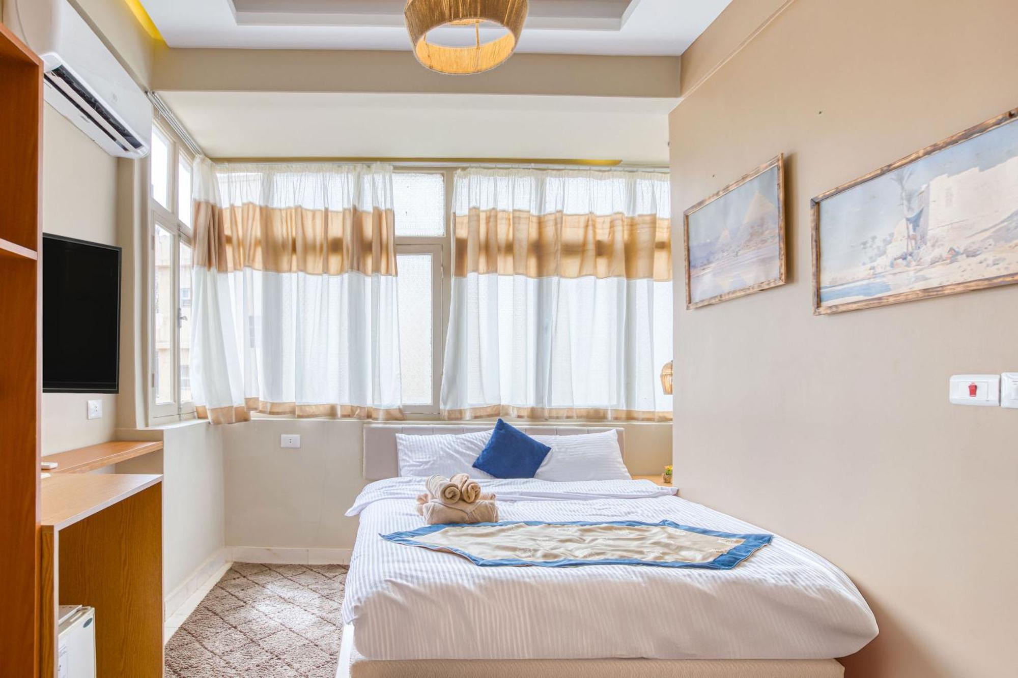 The Grand Pyramids View Hotel Kafret el-Gabal 객실 사진
