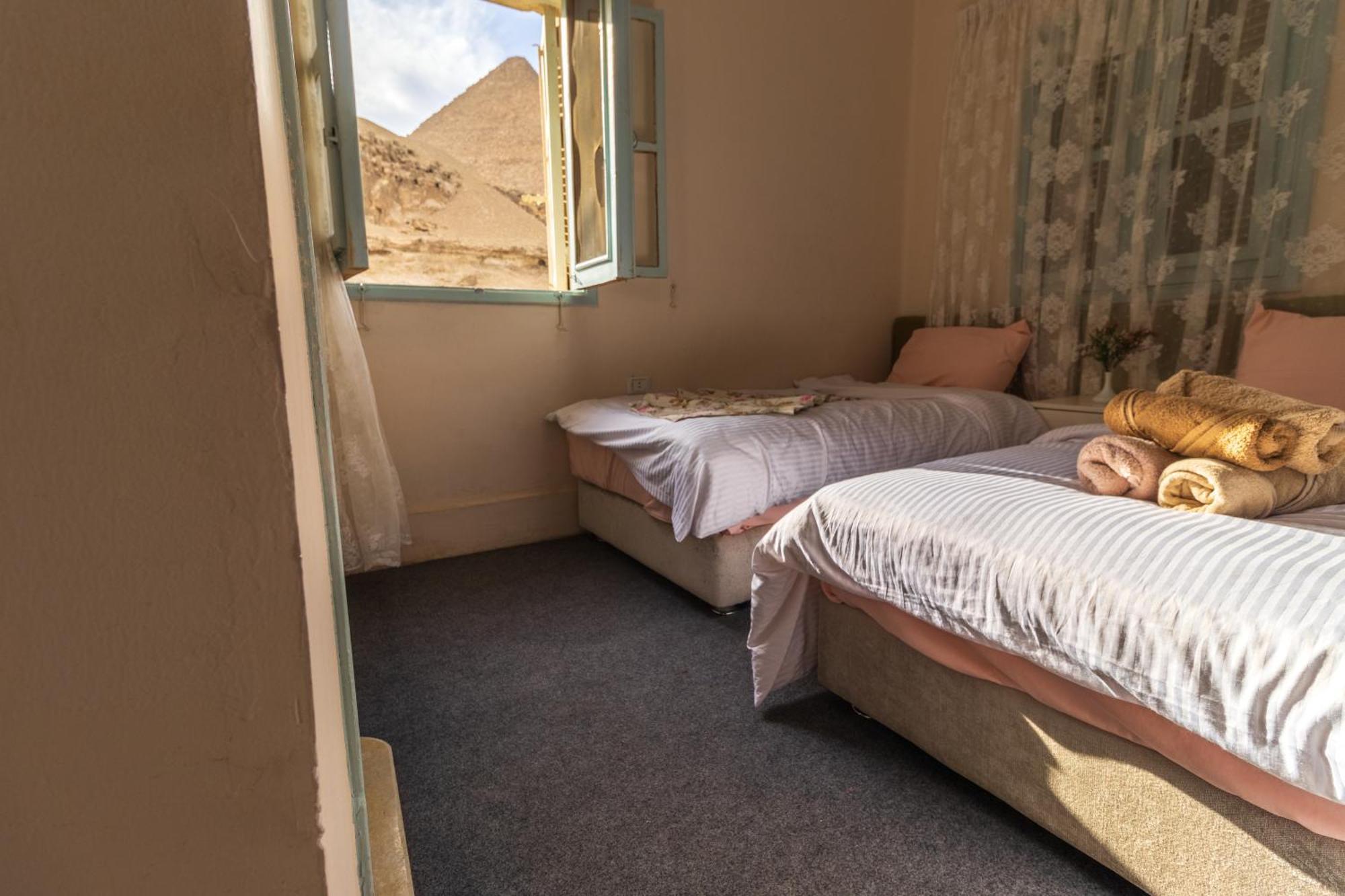 The Grand Pyramids View Hotel Kafret el-Gabal 객실 사진