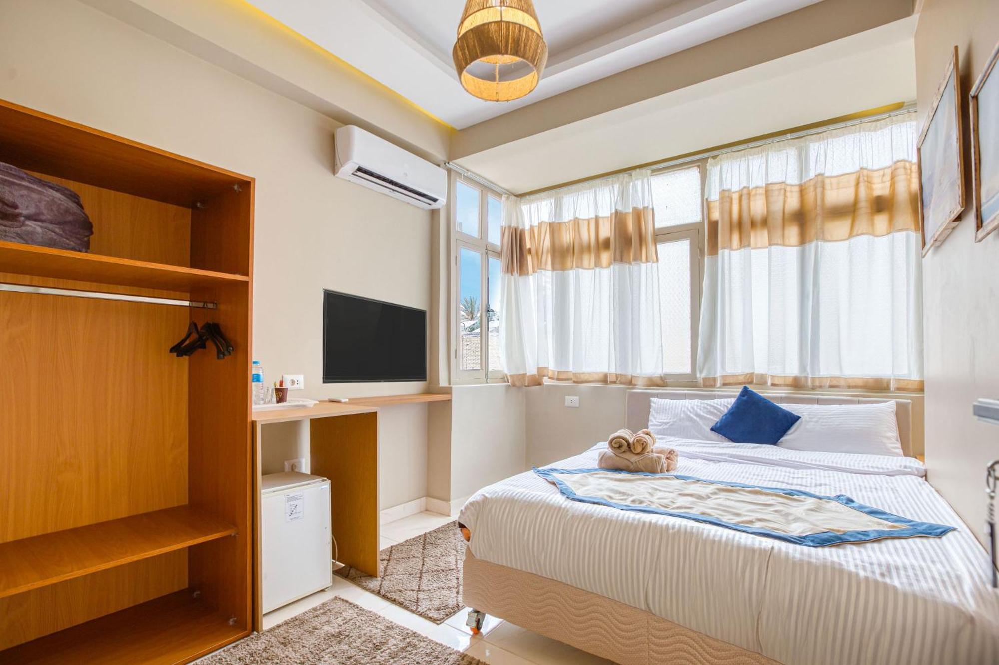 The Grand Pyramids View Hotel Kafret el-Gabal 객실 사진