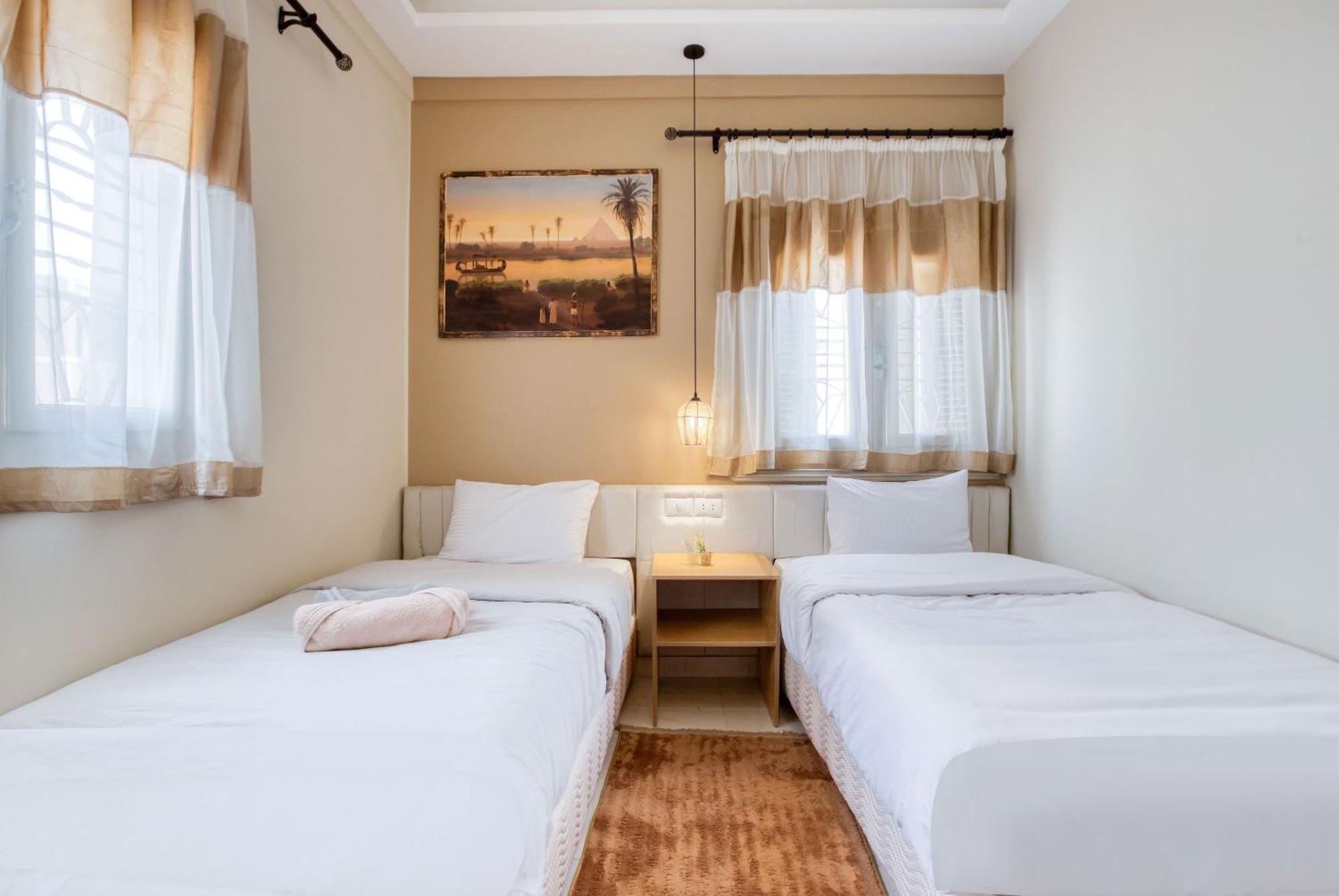 The Grand Pyramids View Hotel Kafret el-Gabal 객실 사진