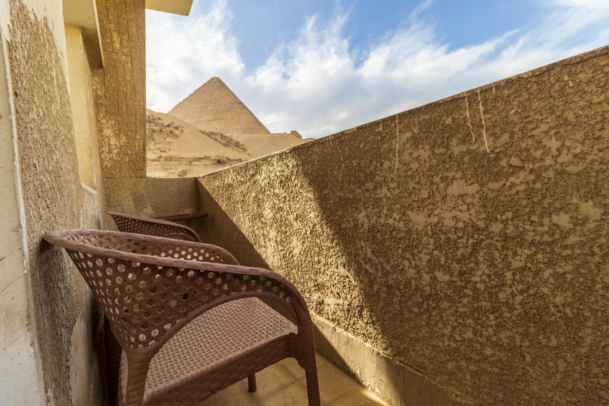 The Grand Pyramids View Hotel Kafret el-Gabal 객실 사진